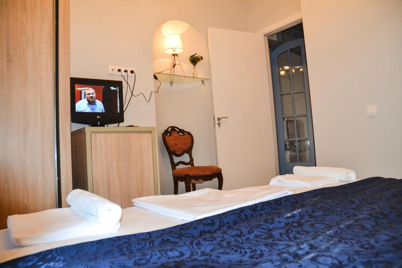 Piccolo Hotel Vake Тбилиси Екстериор снимка